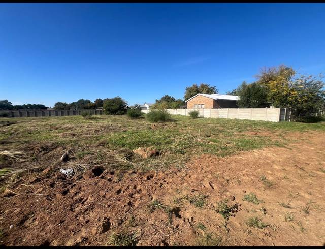 4,000M² VACANT LAND FOR SALE IN RIVERSDALE